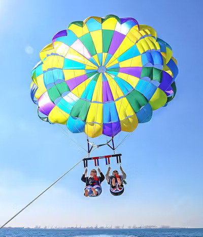 parasailing in dubai